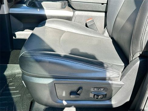 Used 2017 RAM 3500 Laramie w/ Sport Appearance Group image 19