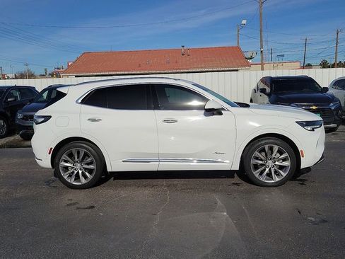 Used 2021 Buick Envision Avenir w/ Technology Package II image 2