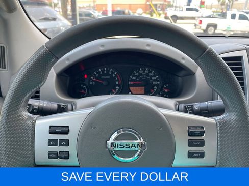 Used 2015 Nissan Frontier SV w/ SV Value Truck Package RWD image 7