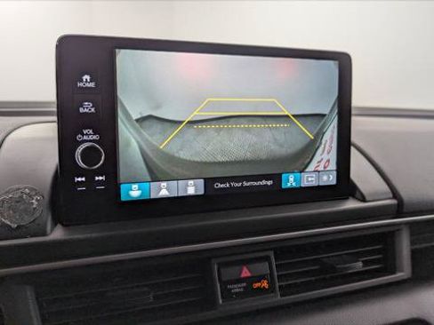 Used 2025 Honda Pilot EX-L image 27