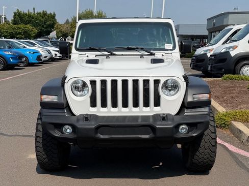 Used 2020 Jeep Wrangler Unlimited Sport S AWD/4WD image 3