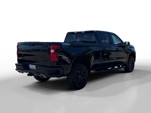 Used 2024 Chevrolet Silverado 1500 LT Trail Boss w/ Convenience Package II AWD/4WD image 5