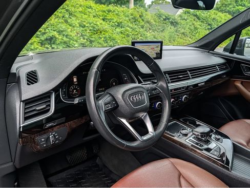 Used 2018 Audi Q7 3.0T Premium Plus w/ Premium Plus Package AWD/4WD image 21