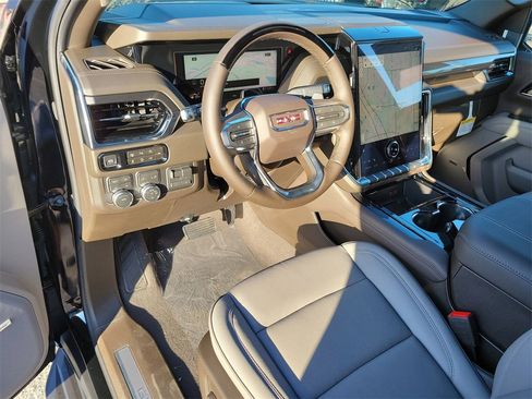 New 2026 GMC Yukon Elevation image 26