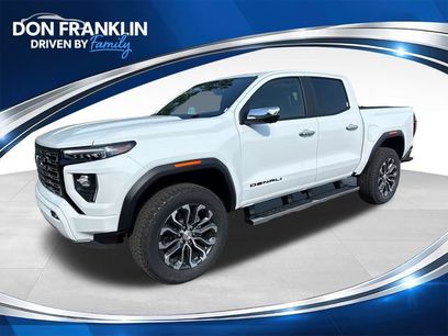 New 2026 GMC Canyon Denali w/ LPO, Black Badging Package