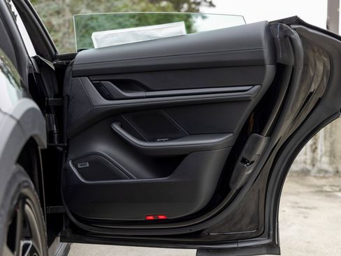 New 2025 Porsche Taycan 4S image 43
