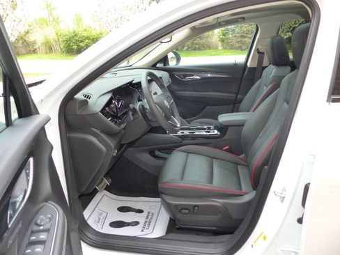 Used 2023 Buick Envision Essence w/ Sport Touring Package AWD/4WD image 27