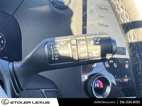 Used 2024 Lexus GX 550 image 28