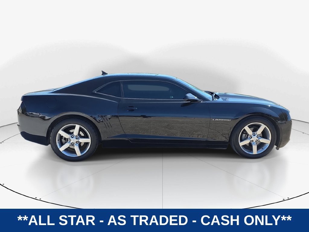 Used 2011 Chevrolet Camaro LT RWD image 2