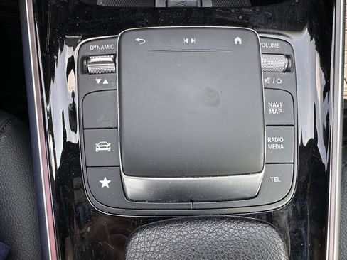 Used 2023 Mercedes-Benz GLB 250 4MATIC image 27