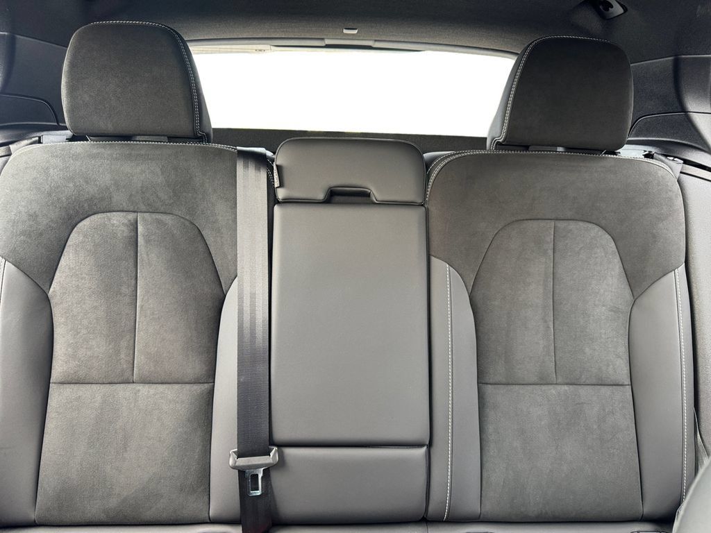 Certified 2023 Volvo XC40 Recharge Plus w/ Protection Package Premier AWD/4WD image 25