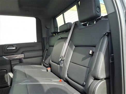 Certified 2022 Chevrolet Silverado 2500 LTZ w/ LTZ Premium Package image 17