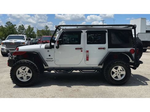 Used 2017 Jeep Wrangler Unlimited Sport w/ Quick Order Package 23S AWD/4WD image 6