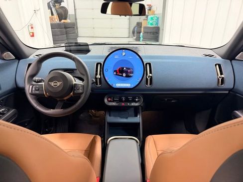 Used 2025 MINI Cooper Countryman S w/ Comfort Package Max image 21