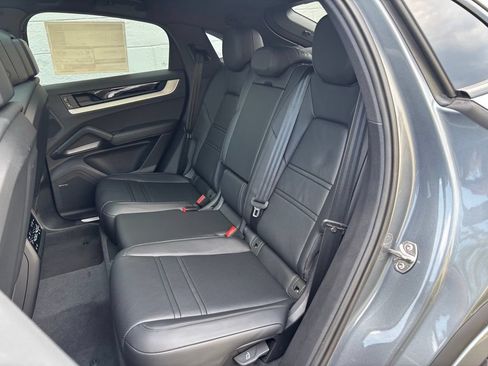 New 2026 Porsche Cayenne S AWD/4WD image 7