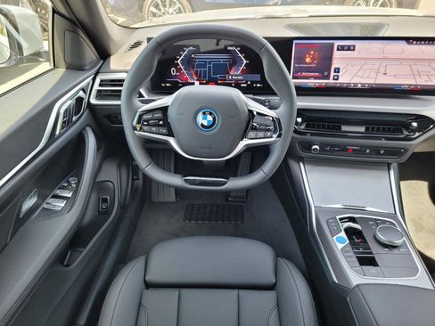 New 2026 BMW i4 eDrive40 w/ Parking Assistance Package RWD image 15