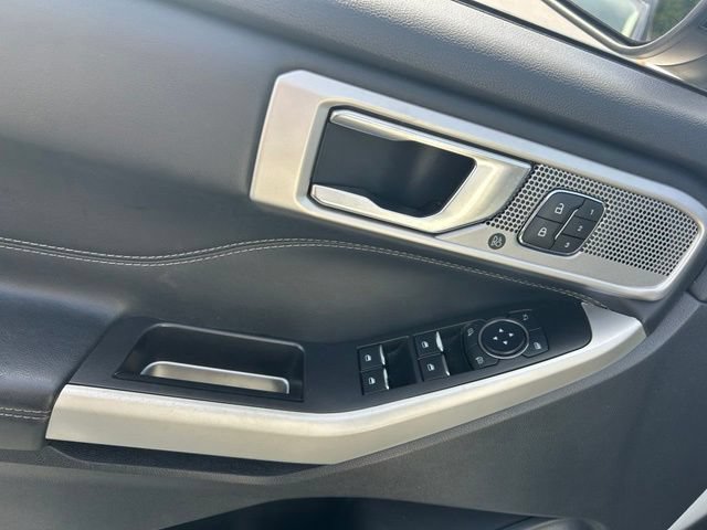 Used 2020 Ford Explorer Limited AWD/4WD image 17