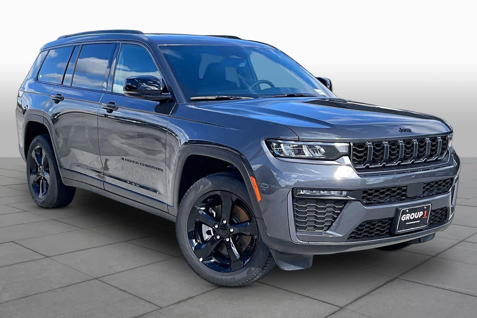 New 2026 Jeep Grand Cherokee L Limited w/ Limited Altitude Package AWD/4WD image 3