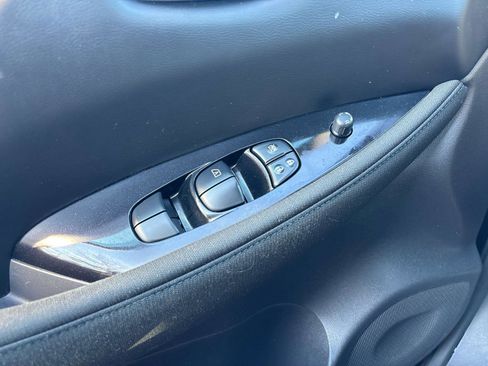 Used 2022 Nissan Leaf SV Plus image 14