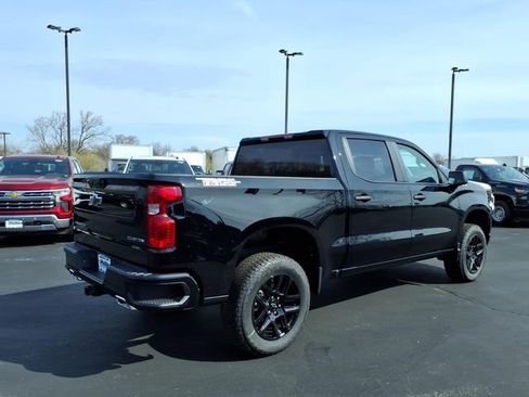 New 2026 Chevrolet Silverado 1500 Custom Trail Boss AWD/4WD image 3