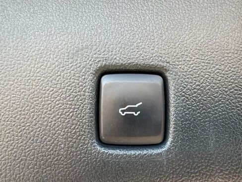 Used 2023 Ford Escape ST-Line w/ Tech Pack #1 AWD/4WD image 15