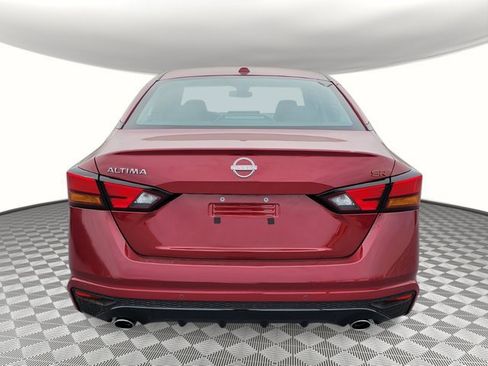 New 2025 Nissan Altima 2.5 SR image 4