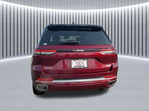 Certified 2025 Jeep Grand Cherokee Summit image 4