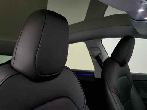 Used 2026 Tesla Model Y Long Range RWD image 50