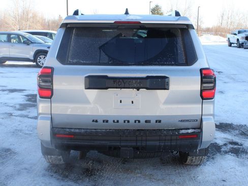 New 2026 Toyota 4Runner 4WD image 6