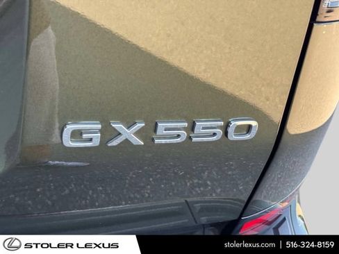 Used 2025 Lexus GX 550 w/ Accessory Package (2T) AWD/4WD image 13