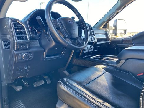 Used 2018 Ford F250 Lariat w/ Lariat Ultimate Package image 26