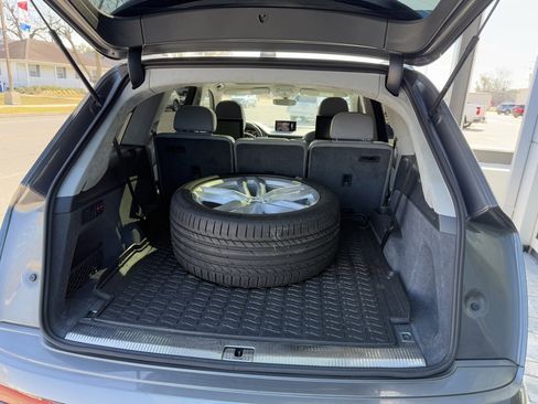 Used 2018 Audi Q7 3.0T Prestige image 28