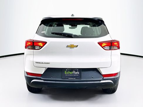 Used 2023 Chevrolet TrailBlazer LS FWD image 7