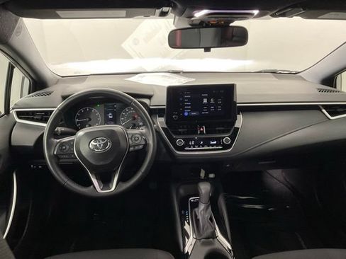 Used 2025 Toyota Corolla SE FWD image 25