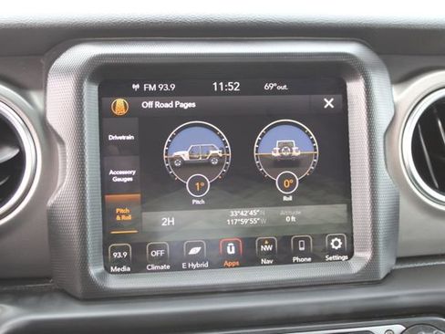 Used 2021 Jeep Wrangler Unlimited Rubicon 4xe image 23