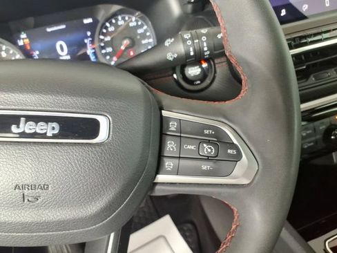 Used 2022 Jeep Compass Trailhawk AWD/4WD image 17