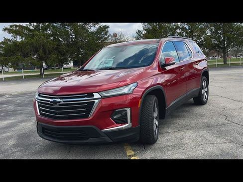 Used 2023 Chevrolet Traverse LT w/ LT Premium Package image 28