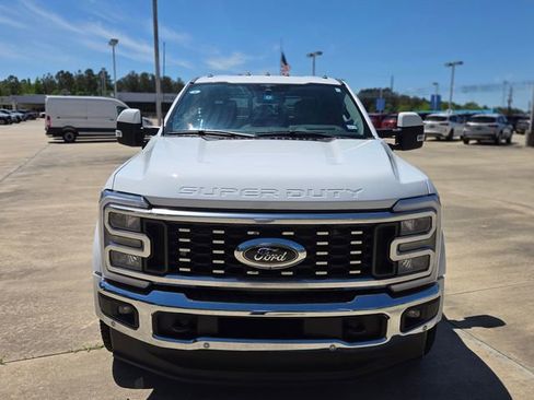 Used 2023 Ford F450 Lariat w/ Lariat Ultimate Package AWD/4WD image 10