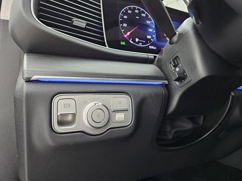 New 2026 Mercedes-Benz GLE 350 4MATIC image 8