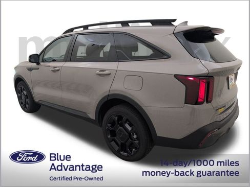 Used 2025 Kia Sorento X-Line EX image 12