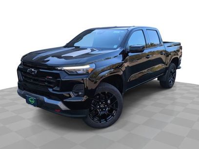 Certified 2024 Chevrolet Colorado Z71 w/ LPO, Dark Essentials Package