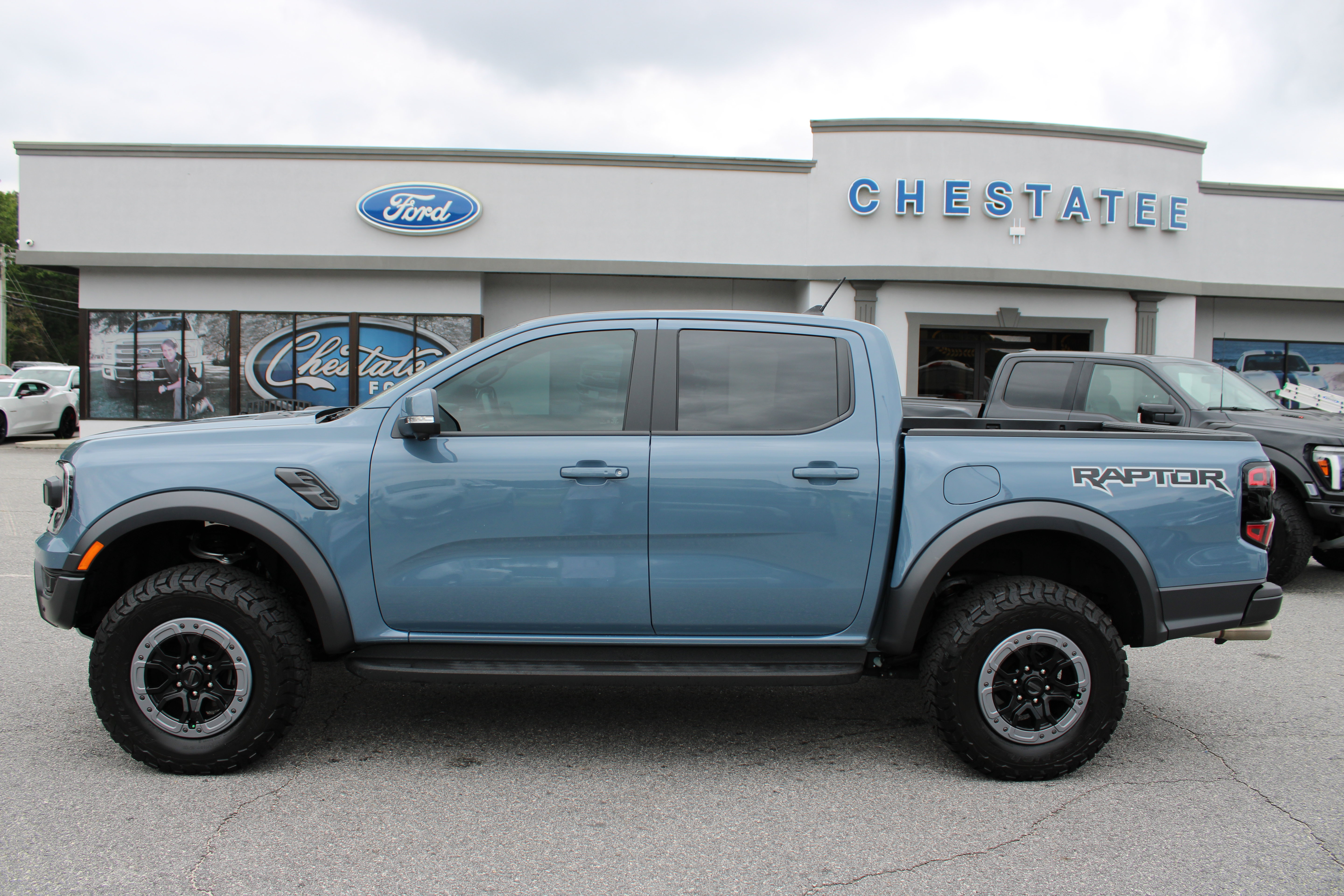 Used 2025 Ford Ranger Raptor AWD/4WD image 1
