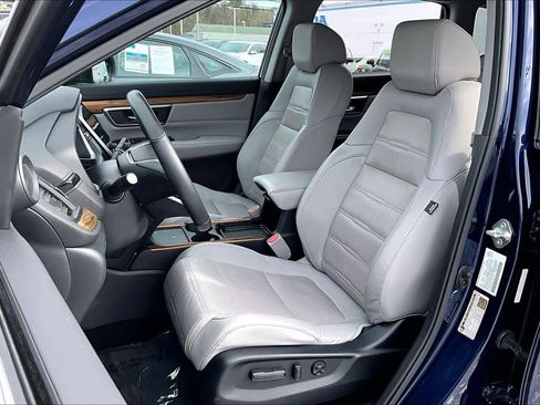 Used 2020 Honda CR-V Touring image 8