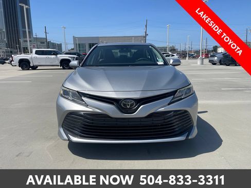 Used 2019 Toyota Camry LE FWD image 8