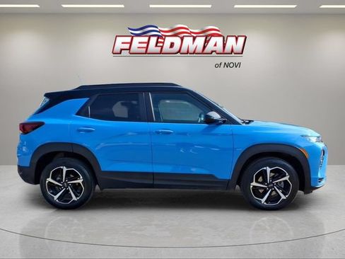 Used 2023 Chevrolet TrailBlazer RS w/ Sun and Liftgate Package AWD/4WD image 7