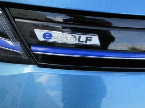 Used 2015 Volkswagen e-Golf SEL Premium FWD image 9