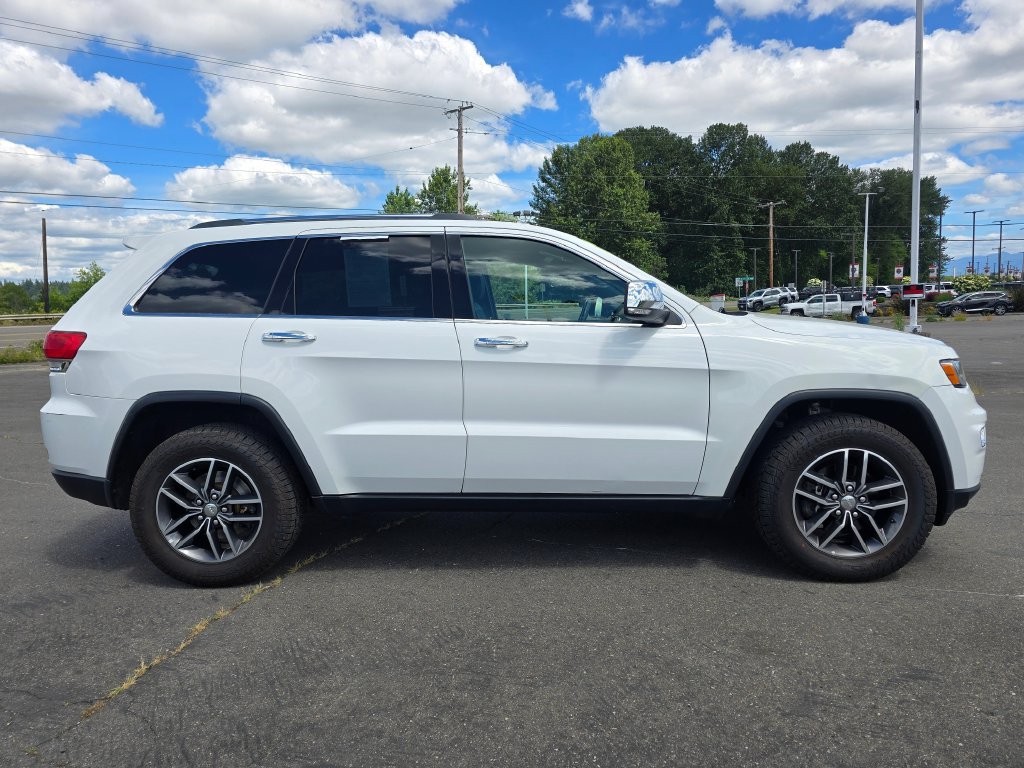 Used 2018 Jeep Grand Cherokee Limited AWD/4WD image 7
