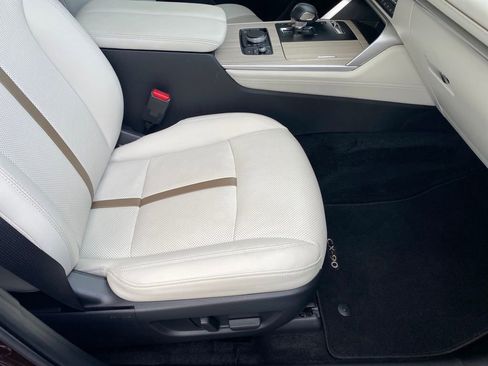 Certified 2024 MAZDA CX-90 Plug-In Hybrid w/ Premium Plus image 24