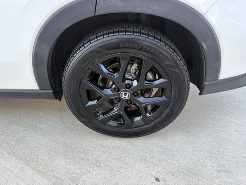 Certified 2024 Honda HR-V Sport image 31