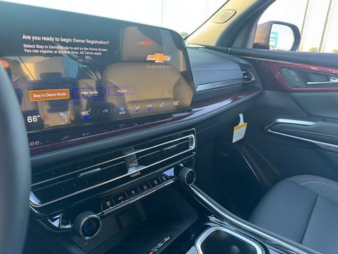 New 2026 Chevrolet Traverse Z71 w/ Enhanced Driving Package AWD/4WD image 21